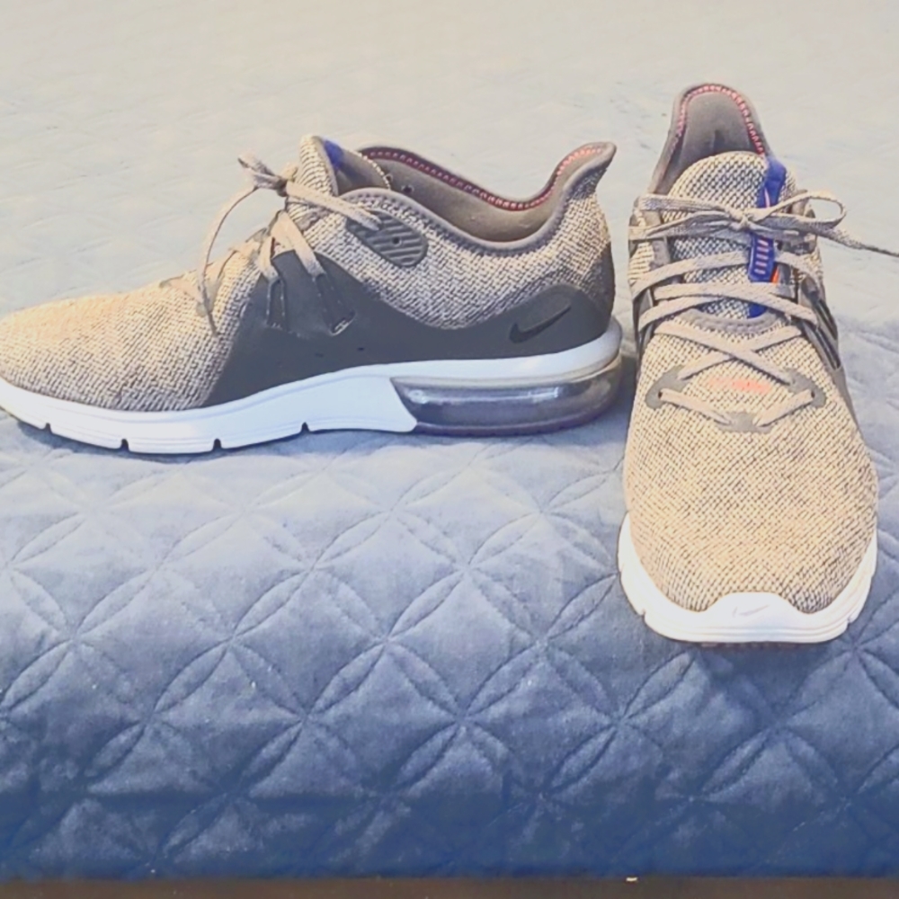 Nike Air Max Sequent 3